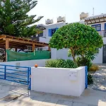 The Medview Garden House *