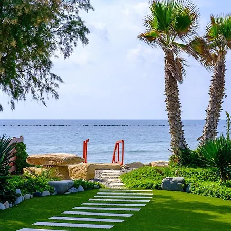 The Medview Garden House בית נופש פריווליה