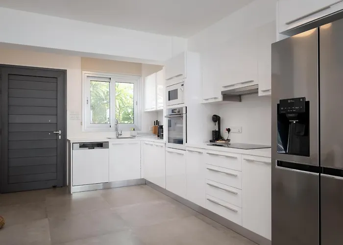 Casa de Férias The Medview Garden House Perivolia