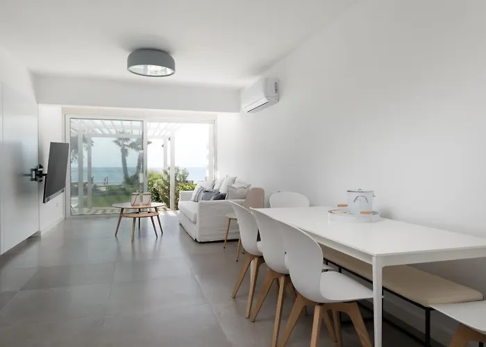 The Medview Garden House *